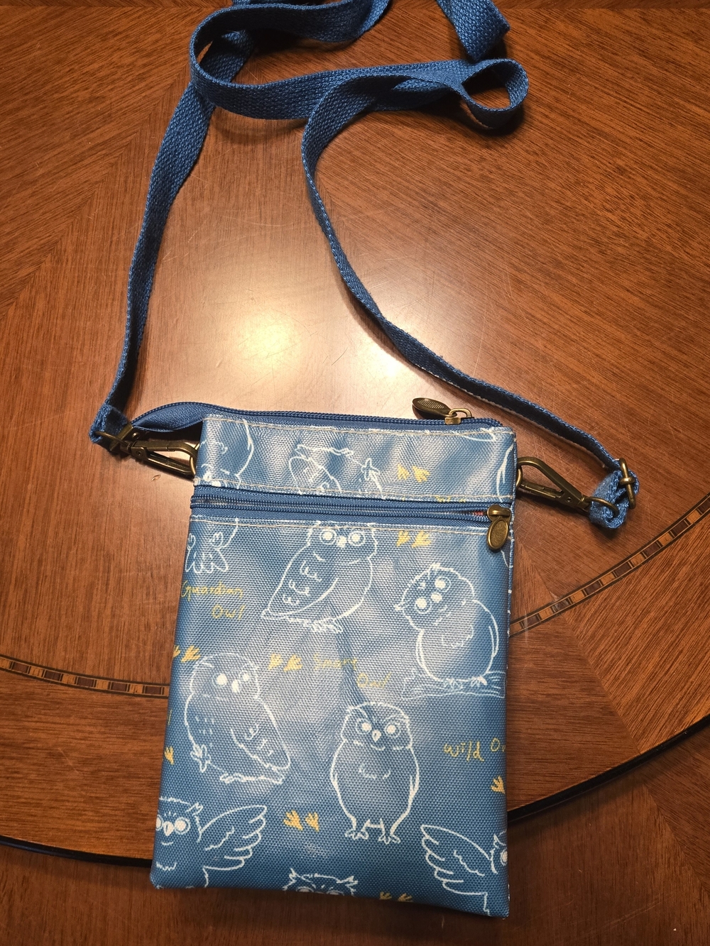 Blue Owl Print Crossbody Bag